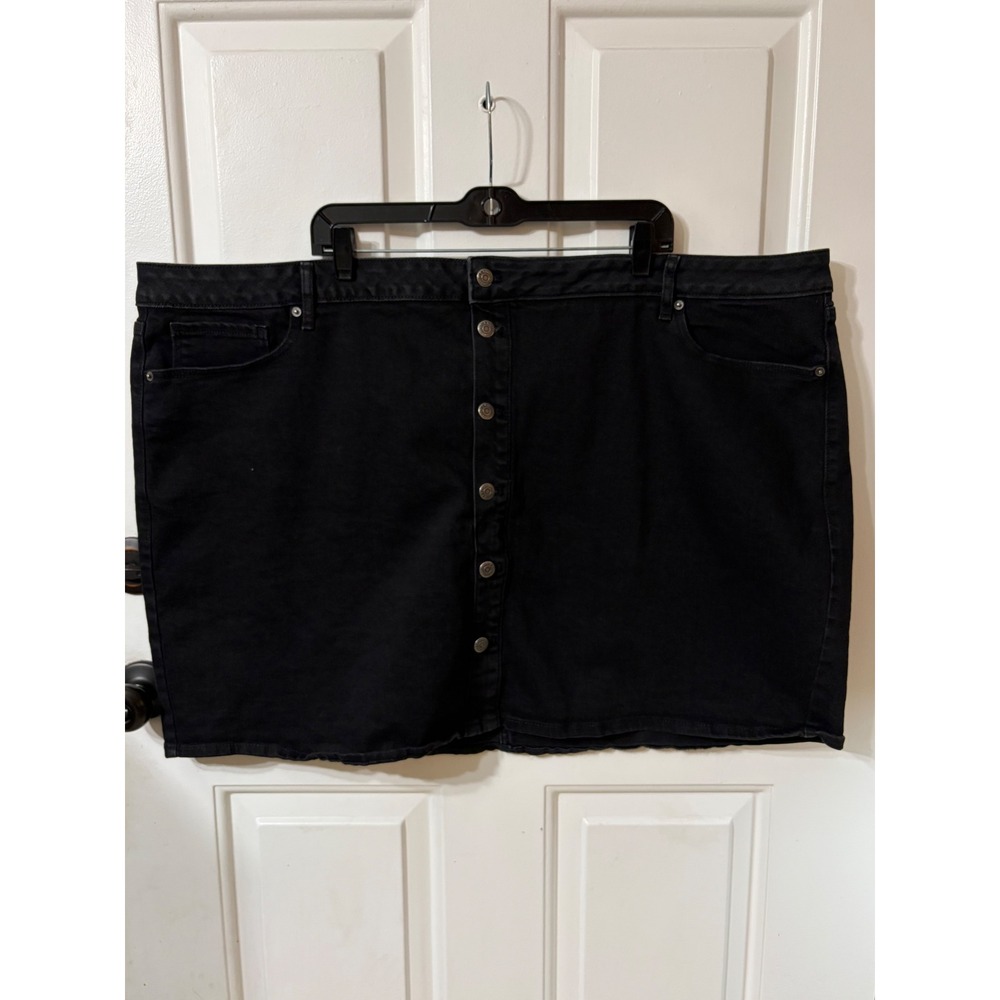 Old Navy | Plus Size High-Rise Button-Front Denim Mini Skirt | 28 || Black|